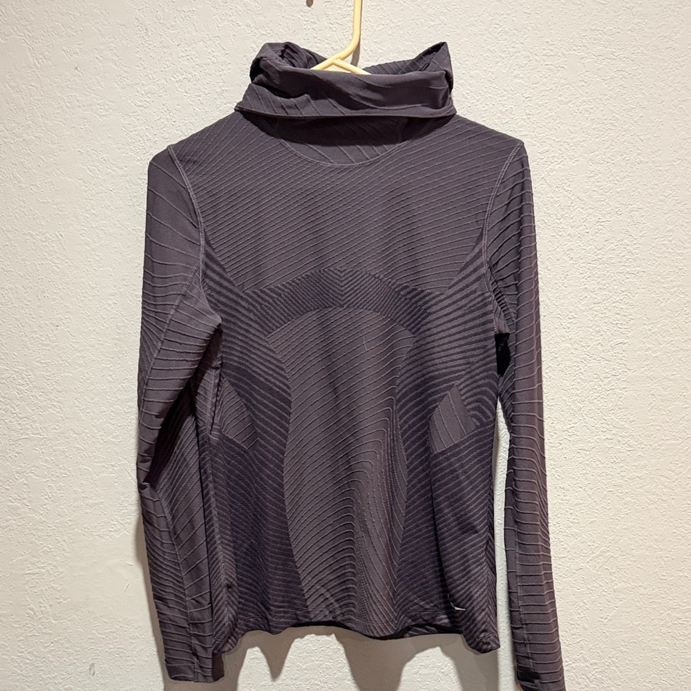 Nike Women's Gray Sweatshirt
